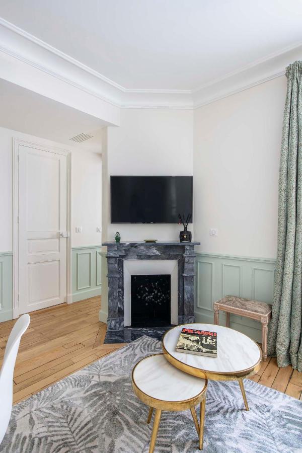 Le Beau Marais - Luxury Apartments, Air Cond, Lift Parigi Esterno foto